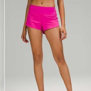 Lululemon Speed Up Low-Rise Short 2.5" Bright Pink Size 2